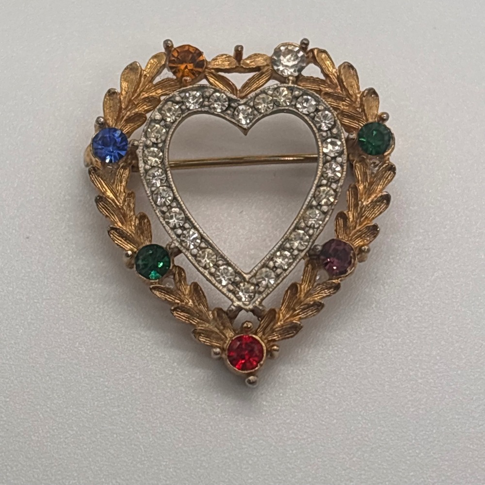 VTG JJ Heart Brooch Pin Rhinestone Laurel Wreath Multicolor Gemstones Gold Tone‎